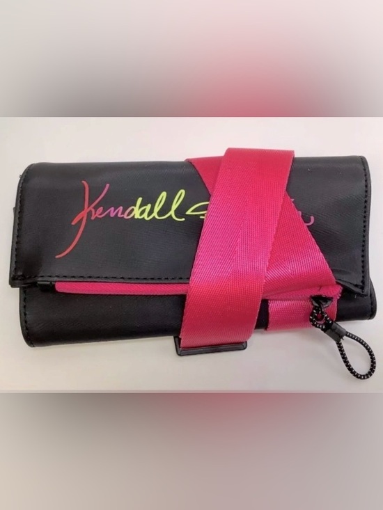 Kendall & Kylie Other - NEW [Kendall & Kylie] Makeup Brush Holder w/ Adjustable Belt Black & Hot Pink